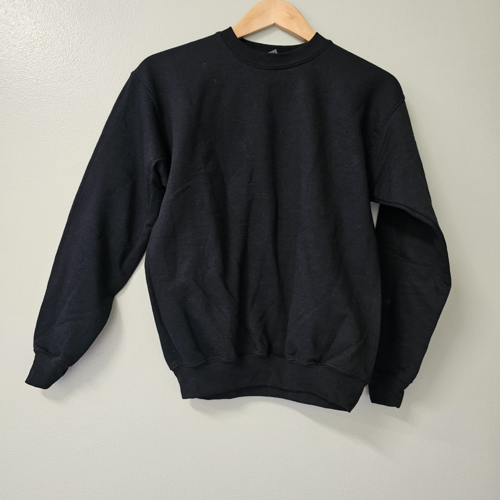 NEW black sweatshirt